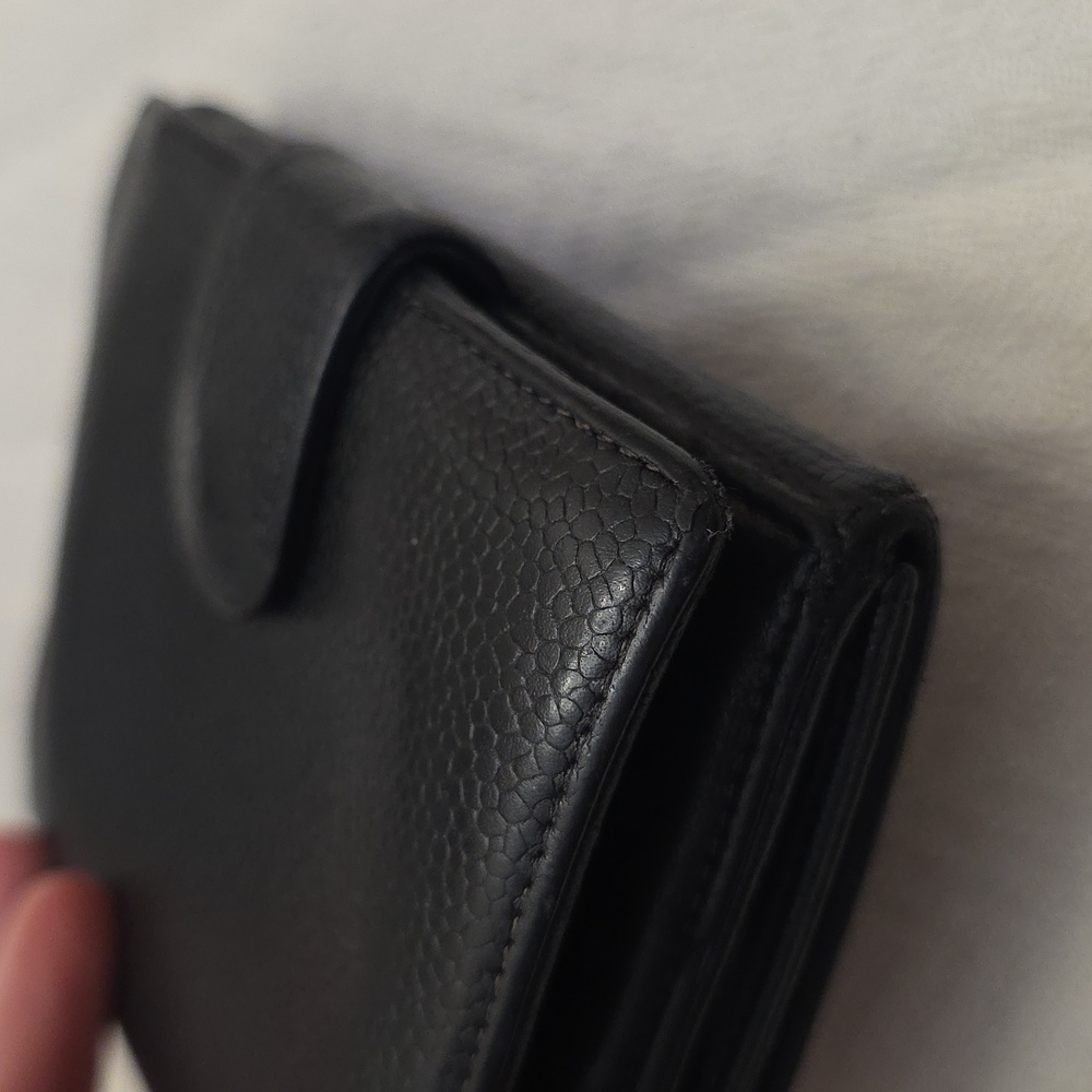 CHANEL Black Pebbled Leather Wallet - Picture 15 of 16